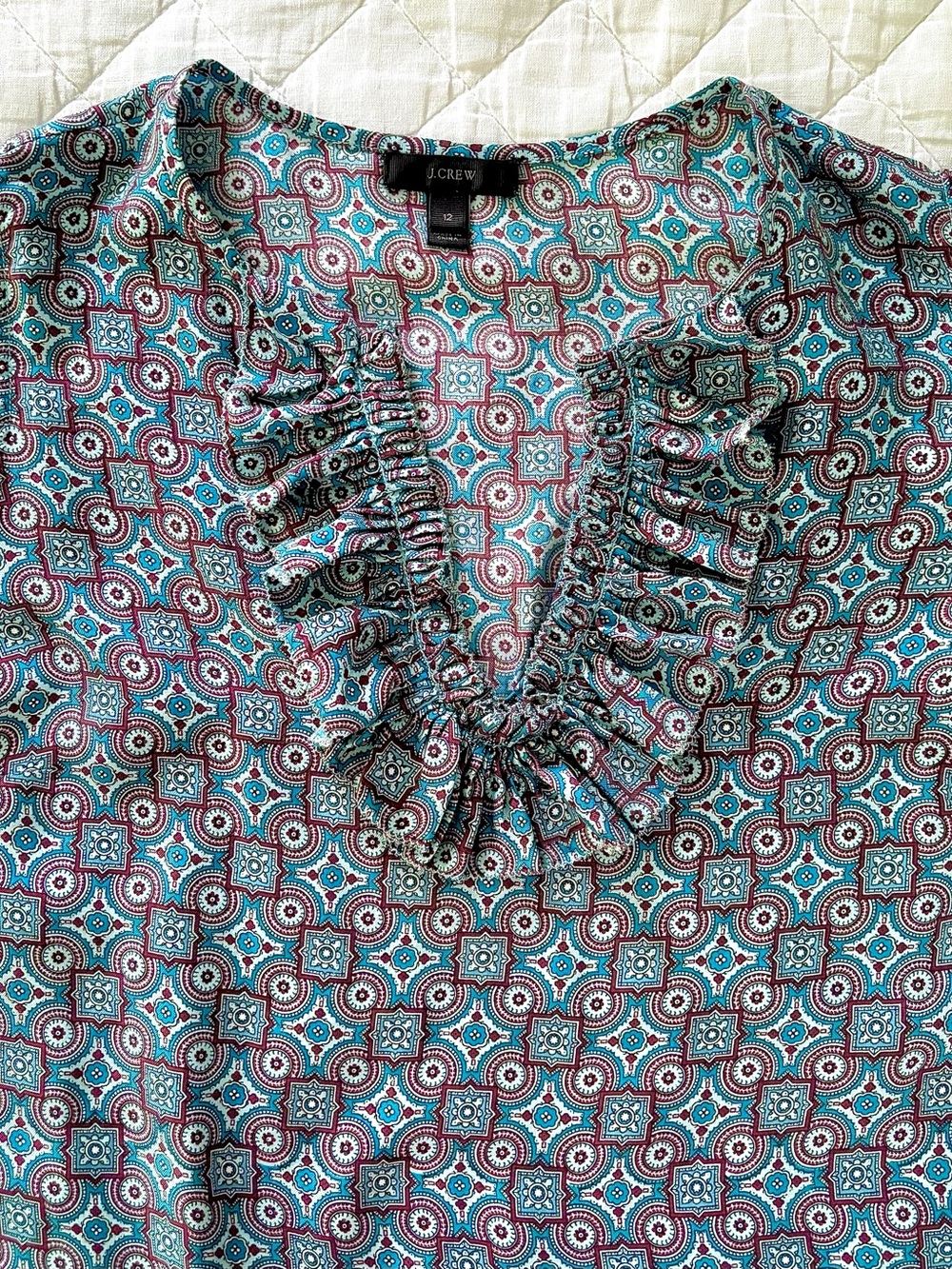 J. Crew / Turquoise & Burgundy Geometric Ruffle V-Neck Blouse / Size 12